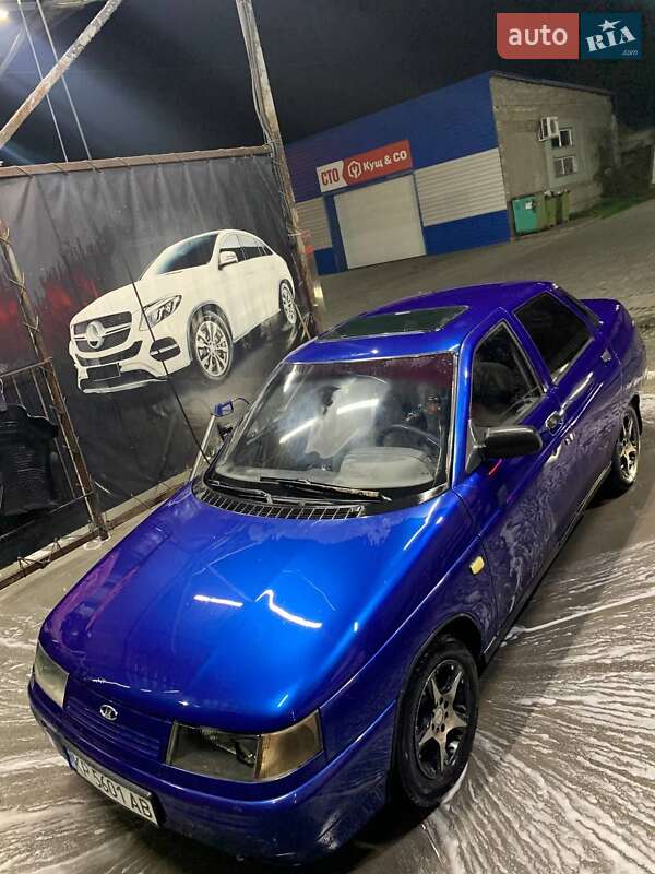 Седан ВАЗ / Lada 2110 2001 в Томаківці