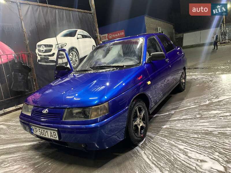 Седан ВАЗ / Lada 2110 2001 в Томаківці
