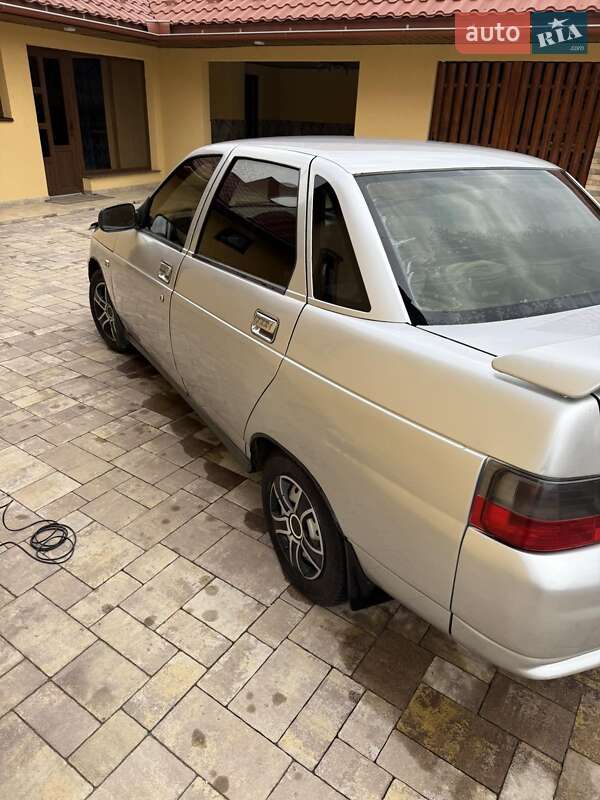 Седан ВАЗ / Lada 2110 2004 в Верхнем Водяном
