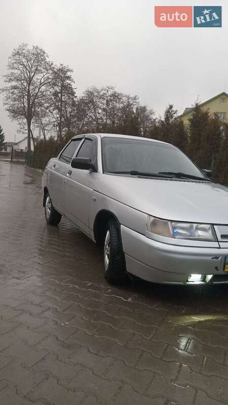 Седан ВАЗ / Lada 2110 2001 в Черновцах фото 11 Седан ВАЗ / Lada 2110 2001 в Черновцах