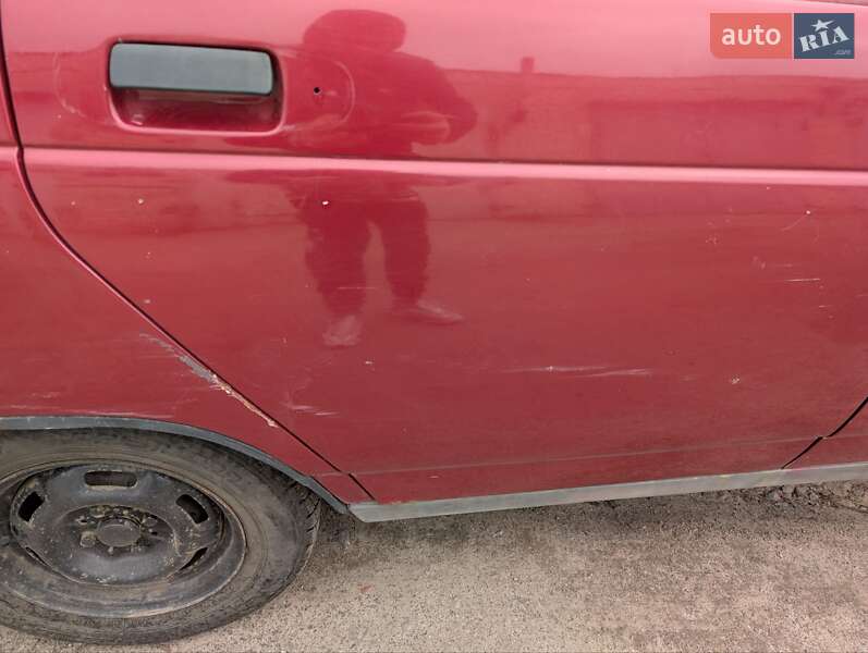 Седан ВАЗ / Lada 2110 2001 в Сумах