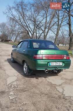 Седан ВАЗ 2110 2001 в 
