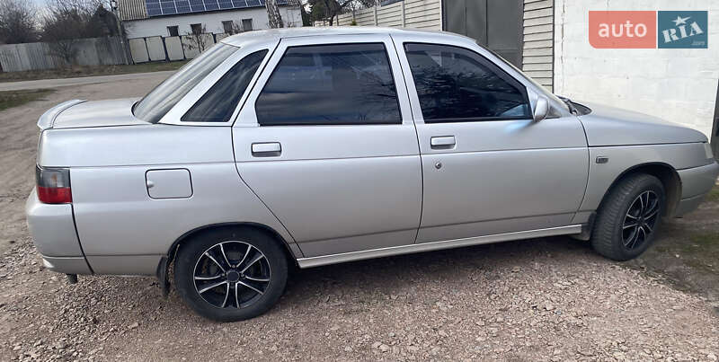 Седан ВАЗ / Lada 2110 2005 в Харькове