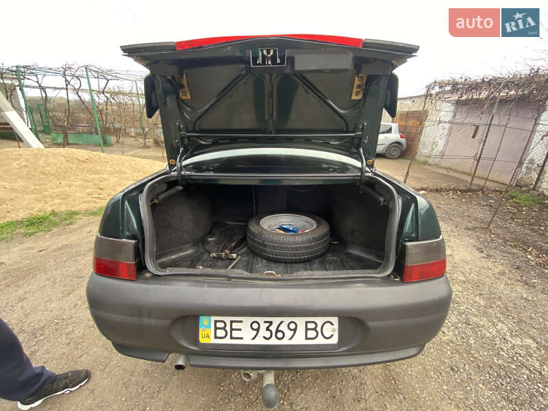 Седан ВАЗ / Lada 2110 2002 в Вознесенске