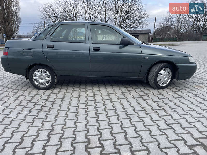 Седан ВАЗ / Lada 2110 2008 в Чемеровцах