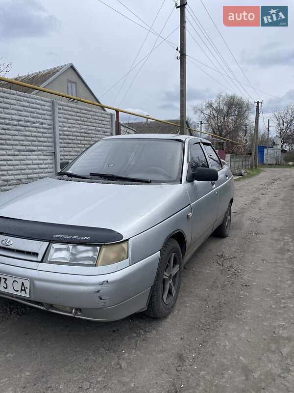Седан ВАЗ / Lada 2110 2001 в Днепре