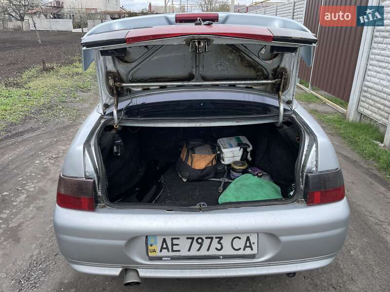 Седан ВАЗ / Lada 2110 2001 в Днепре