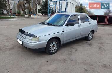 Седан ВАЗ 2110 2003 в 