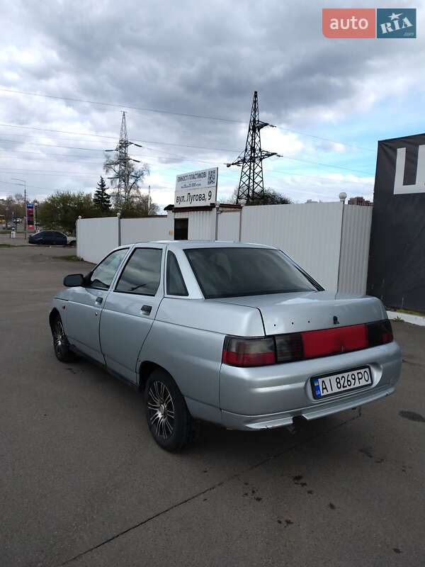 Седан ВАЗ / Lada 2110 2003 в Киеве
