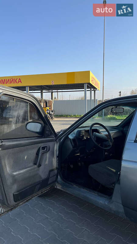 Седан ВАЗ / Lada 2110 2004 в Луцке