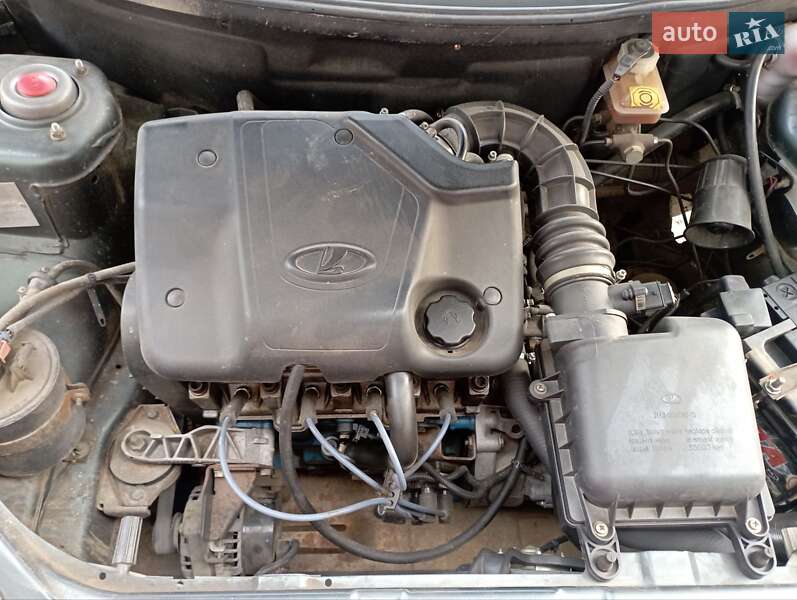 Седан ВАЗ / Lada 2110 2006 в Івано-Франківську