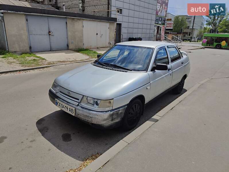 Седан ВАЗ / Lada 2110 2002 в Харькове
