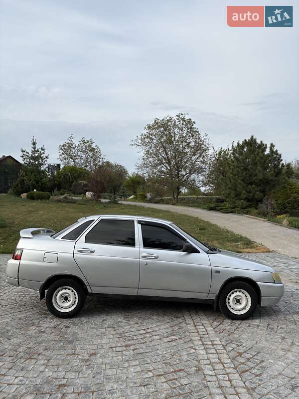 Седан ВАЗ / Lada 2110 2002 в Харкові