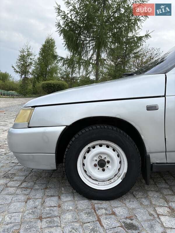 Седан ВАЗ / Lada 2110 2002 в Харкові