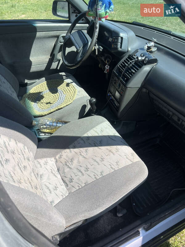 Седан ВАЗ / Lada 2110 2006 в Саврани фото 8 Седан ВАЗ / Lada 2110 2006 в Саврани