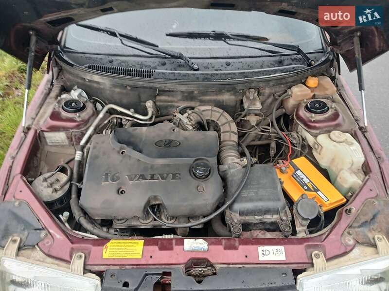 Седан ВАЗ / Lada 2110 2013 в Житомире