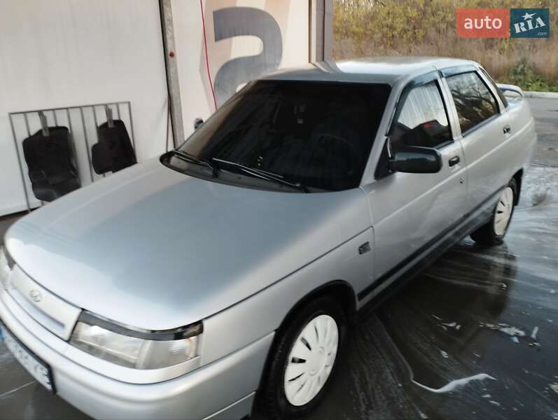 Седан ВАЗ / Lada 2110 2002 в Доброполье
