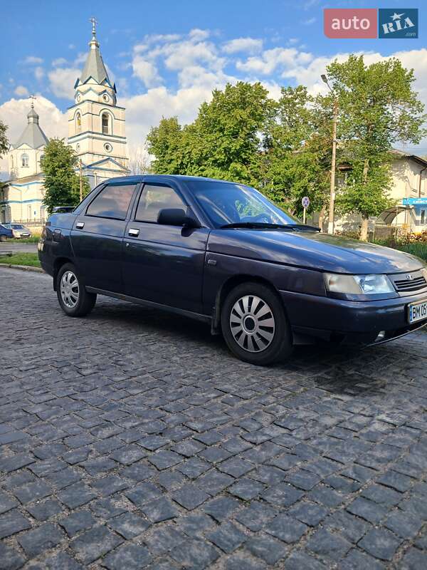 Седан ВАЗ 2110 2001 в 
