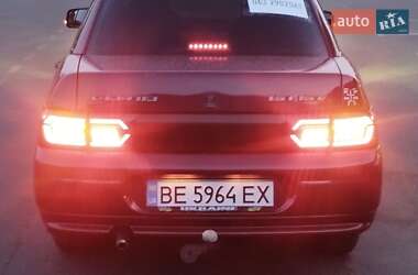 Седан ВАЗ 2110 2004 в 