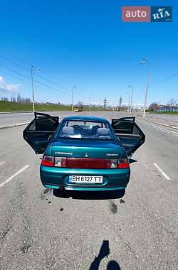 Седан ВАЗ / Lada 2110 2001 в Одессе