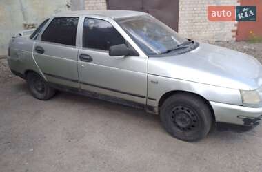 Седан ВАЗ 2110 2002 в 