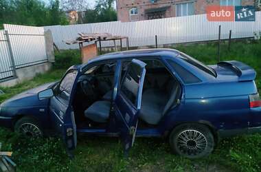 Седан ВАЗ 2110 2002 в 