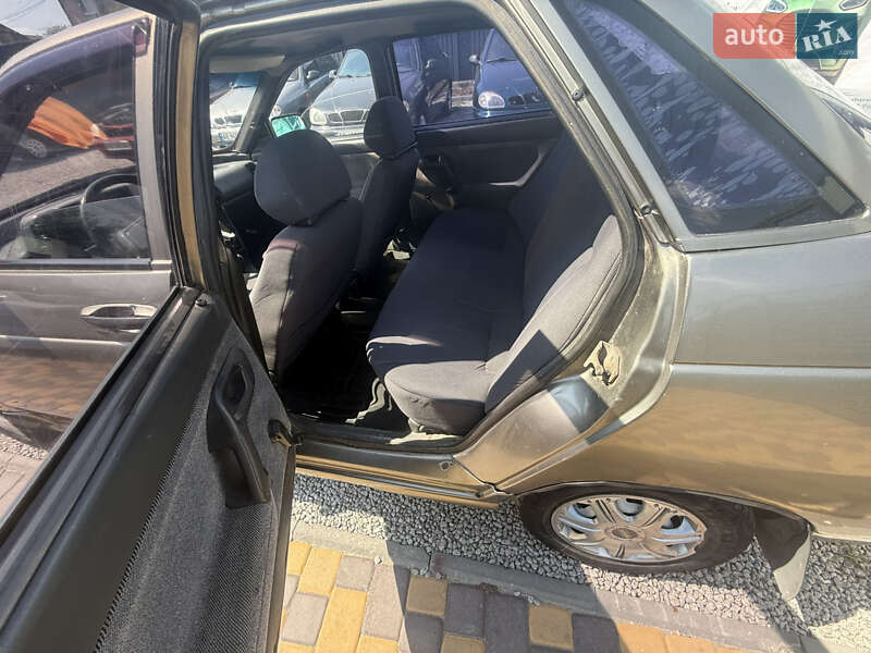 Седан ВАЗ / Lada 2110 1999 в Запорожье