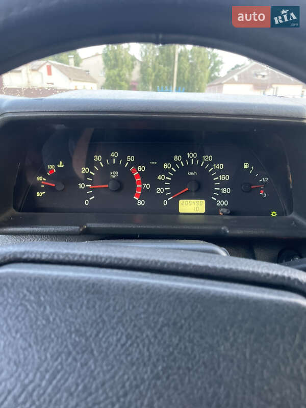 Седан ВАЗ / Lada 2110 2004 в Дубно фото 9 Седан ВАЗ / Lada 2110 2004 в Дубно