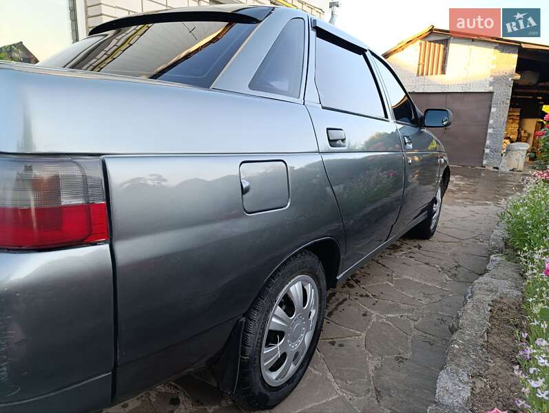 Седан ВАЗ / Lada 2110 2005 в Умани