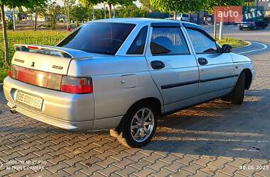 Седан ВАЗ 2110 2002 в 