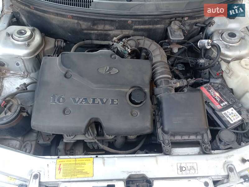 Седан ВАЗ / Lada 2110 2005 в Киеве