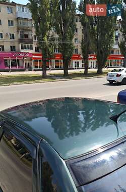 Седан ВАЗ 2110 2002 в 