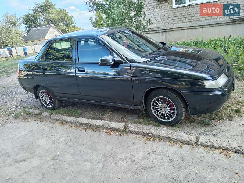 Седан ВАЗ / Lada 2110 2007 в Змиеве