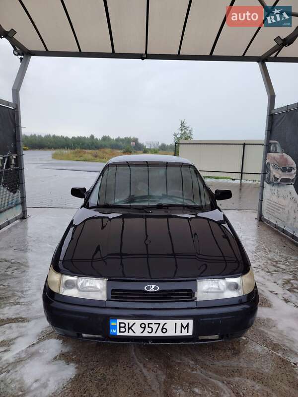 Седан ВАЗ / Lada 2110 2010 в Дубровице