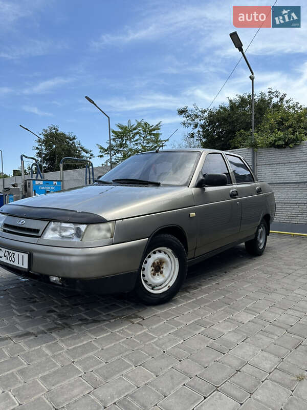 ВАЗ / Lada 2110 2000