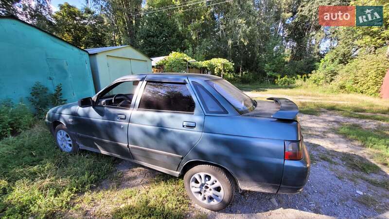 Седан ВАЗ / Lada 2110 2001 в Борисполе