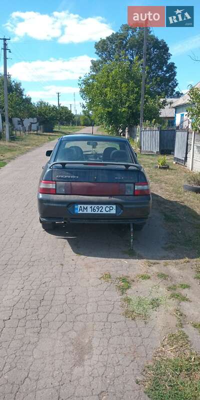 Седан ВАЗ 2110 2005 в 