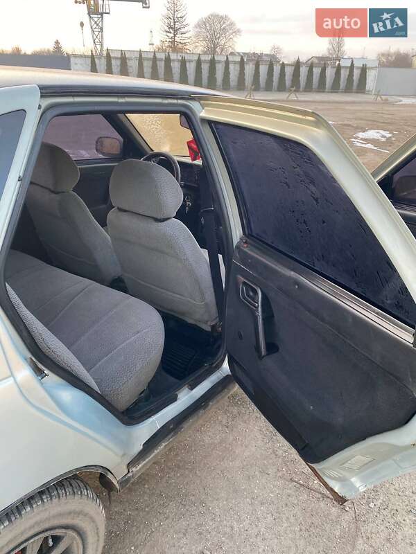Седан ВАЗ / Lada 2110 2000 в Полтаве фото 2 Седан ВАЗ / Lada 2110 2000 в Полтаве