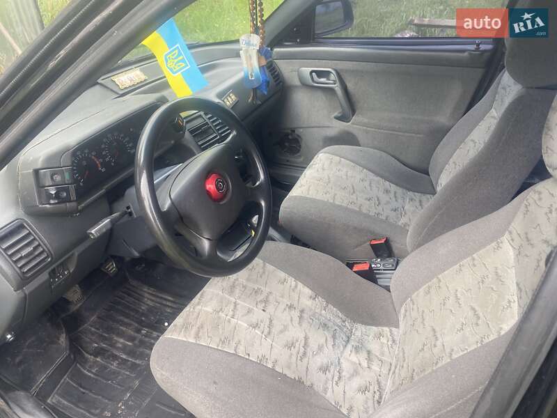 Седан ВАЗ / Lada 2110 2005 в Коростені