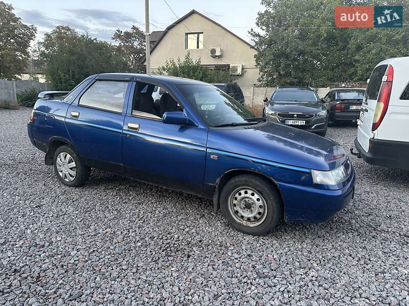 Седан ВАЗ / Lada 2110 2001 в Кобеляках