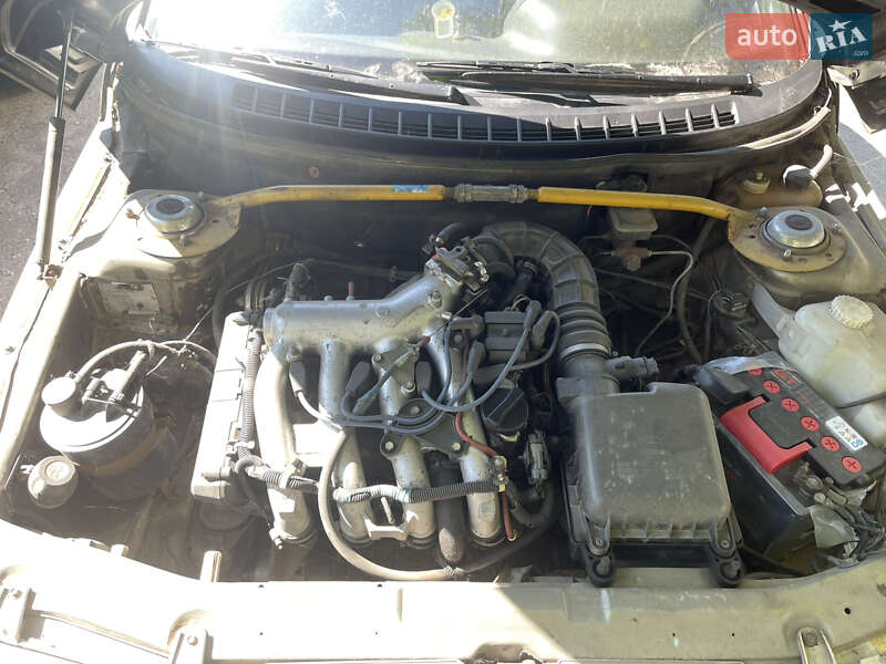 Седан ВАЗ / Lada 2110 2002 в Хмельницком фото 21 Седан ВАЗ / Lada 2110 2002 в Хмельницком