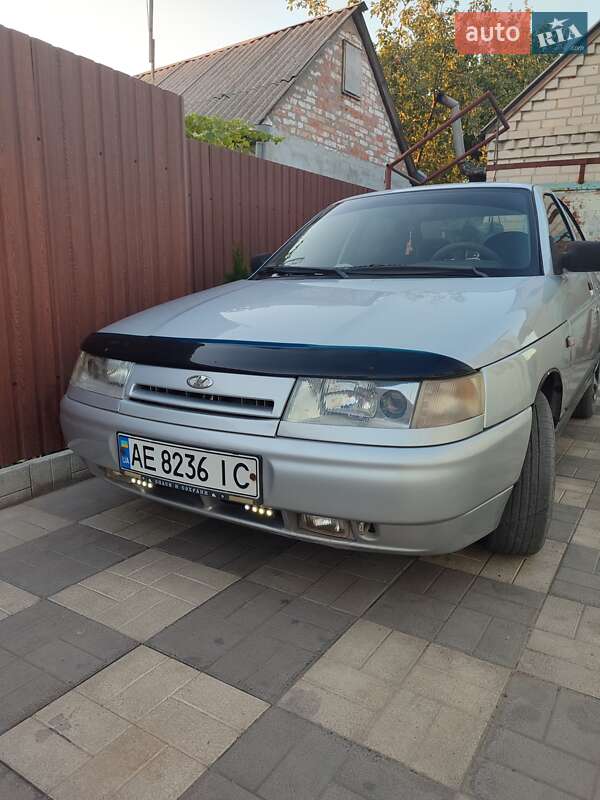 Седан ВАЗ 2110 2005 в 