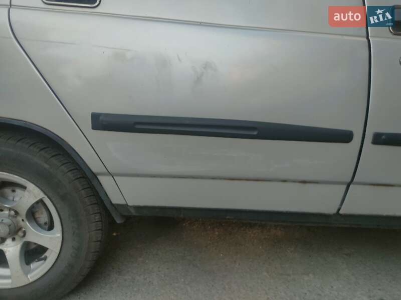 Седан ВАЗ / Lada 2110 2002 в Киеве