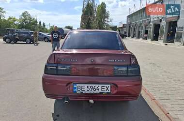 Седан ВАЗ 2110 2004 в 