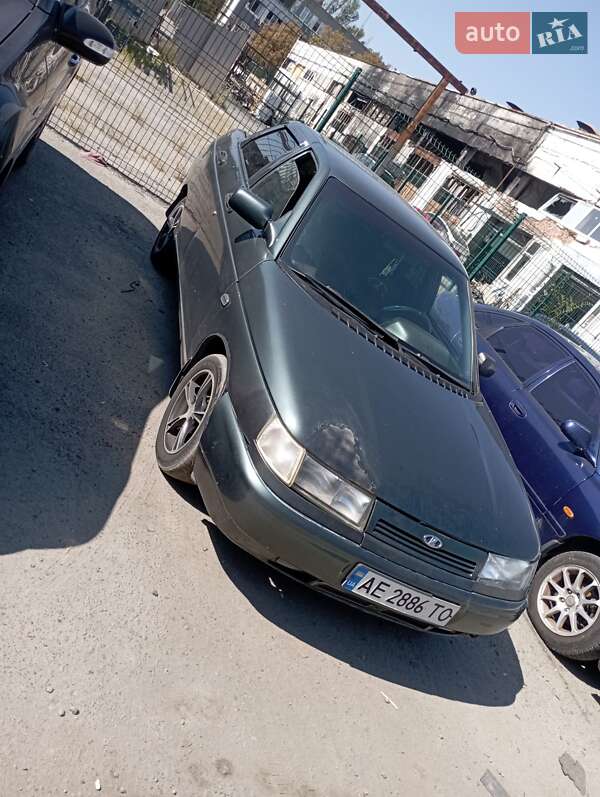 Седан ВАЗ 2110 2001 в 