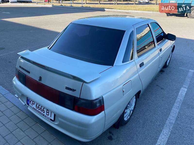 Седан ВАЗ / Lada 2110 2004 в Запоріжжі