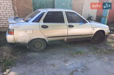 Седан ВАЗ 2110 2002 в 