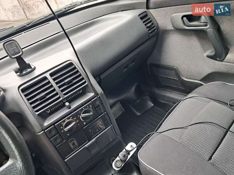 Седан ВАЗ / Lada 2110 2006 в Одессе фото 9 Седан ВАЗ / Lada 2110 2006 в Одессе
