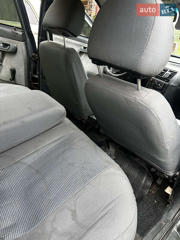 Седан ВАЗ / Lada 2110 2006 в Львове фото 9 Седан ВАЗ / Lada 2110 2006 в Львове