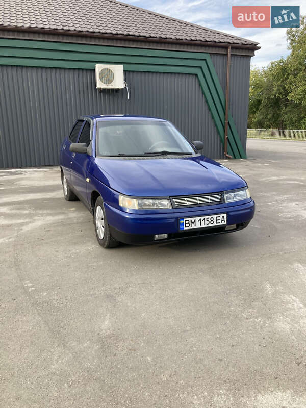 Седан ВАЗ 2110 2001 в 